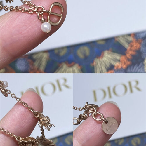 High Quality Luxury Dior Floral Bracelet product detail