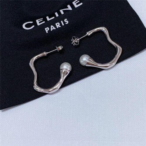 High Quality Luxury Celine Curve Pearl Earrings alternate view