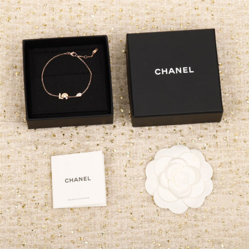 High Quality Luxury Chanel New N. 5 Necklace – Style 50264 alternate view