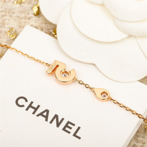 High Quality Luxury Chanel New N. 5 Necklace – Style 50264 product detail