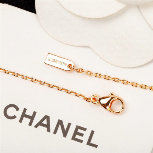 High Quality Luxury Chanel New N. 5 Necklace product detail