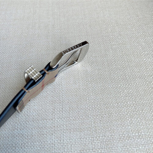 High Quality Luxury Burberry Belt Loop Engraved With Burberry Check product detail