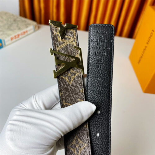 High Quality Luxury Louis Vuitton Double-Sided First-Layer Cowhide Belt product detail