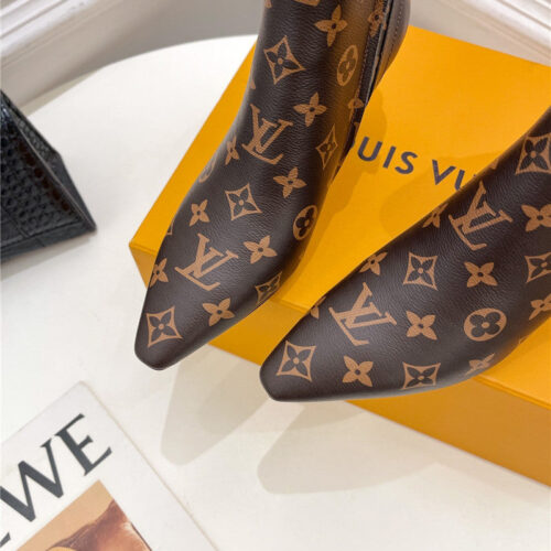 High Quality Luxury Louis Vuitton Small Square Toe Metal Heel Boots – Style 98083 product detail