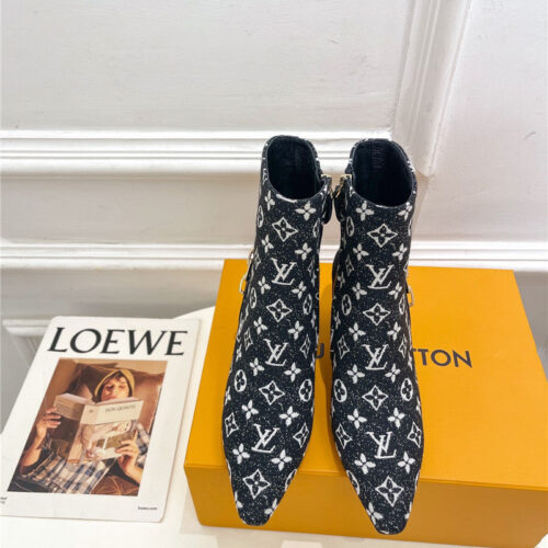 High Quality Luxury Louis Vuitton Small Square Toe Metal Heel Boots – Style 50051 product detail