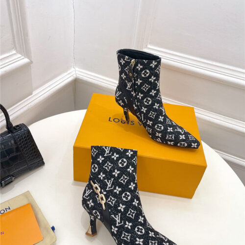 High Quality Luxury Louis Vuitton Small Square Toe Metal Heel Boots – Style 50051 product detail