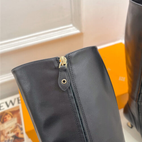 High Quality Luxury Louis Vuitton Small Square Toe Metal Heel Boots – Style 64163 product detail