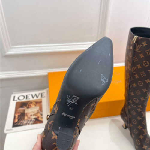 High Quality Luxury Louis Vuitton Small Square Toe Metal Heel Boots product detail
