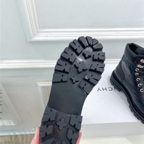 High Quality Luxury Givenchy’s New Autumn And Winter Couple’s Large Yellow Boots – Style 10435 product detail