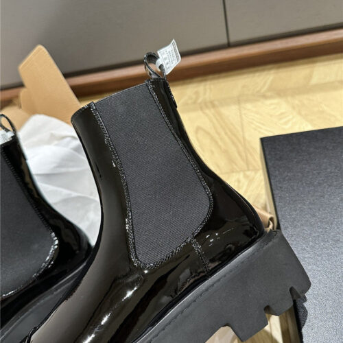 High Quality Luxury Chanel Chelsea Boots product detail