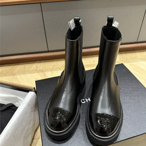 High Quality Luxury Chanel Chelsea Boots – Style 76198 alternate view