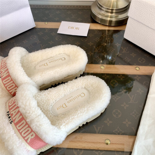 High Quality Luxury Dior Embroidered Fur Slippers – Style 73606 product detail