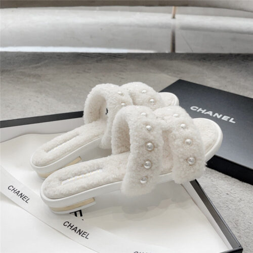 High Quality Luxury Chanel New Wool Slippers product detail