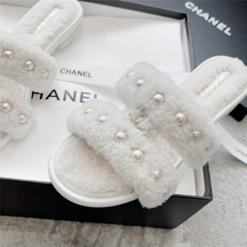 High Quality Luxury Chanel New Wool Slippers product detail