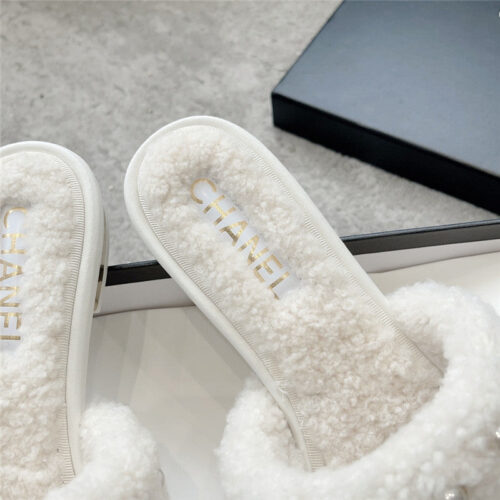 High Quality Luxury Chanel New Wool Slippers product detail