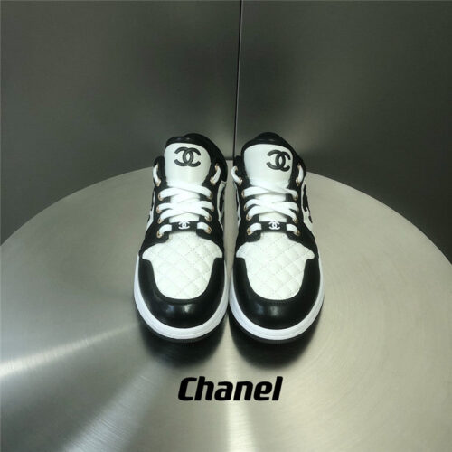 High Quality Luxury Chanel Black And White Panda Rhombus Casual Sneakers – Style 53382 product detail