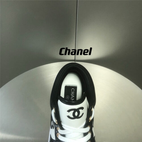 High Quality Luxury Chanel Black And White Panda Rhombus Casual Sneakers – Style 53382 product detail