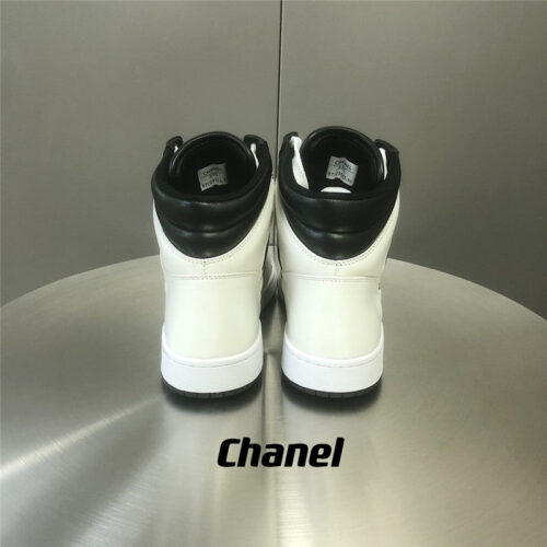 High Quality Luxury Chanel Black And White Panda Rhombus Casual Sneakers product detail