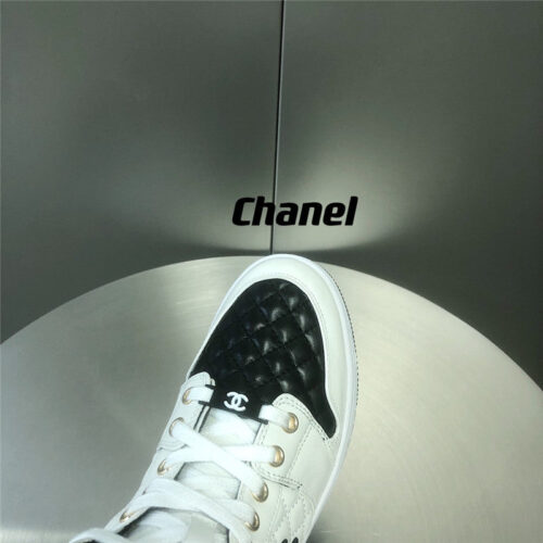 High Quality Luxury Chanel Black And White Panda Rhombus Casual Sneakers – Style 43206 product detail