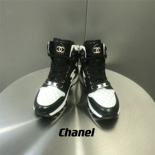 High Quality Luxury Chanel Black And White Panda Rhombus Casual Sneakers – Style 05350 product detail
