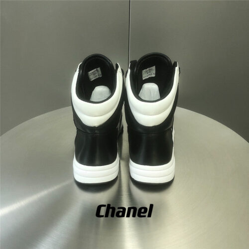 High Quality Luxury Chanel Black And White Panda Rhombus Casual Sneakers – Style 05350 product detail