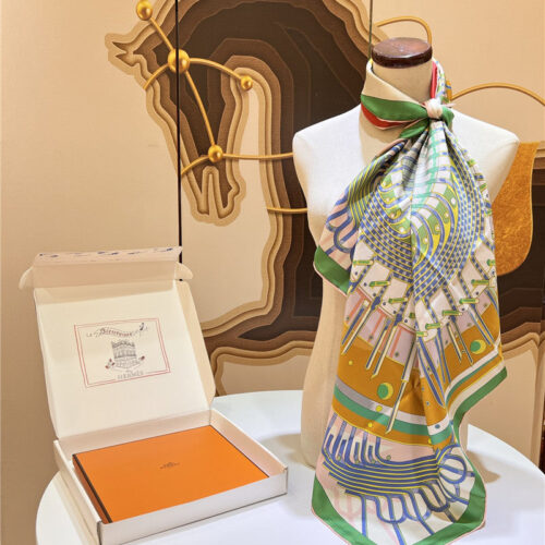 High Quality Luxury Hermes 90Cm Reversible Square Towel – Style 26183