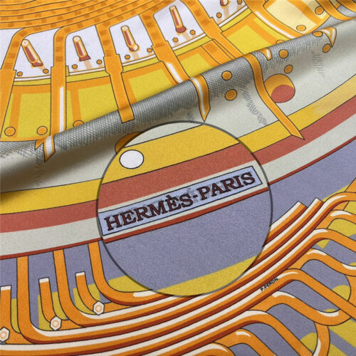 High Quality Luxury Hermes 90Cm Reversible Square Towel product detail
