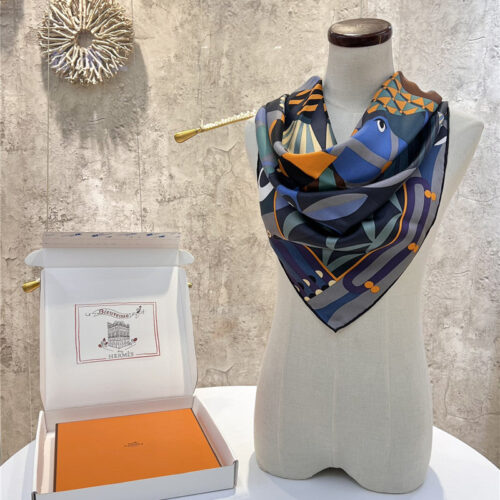 High Quality Luxury Hermes “Grand Parade” 90Cm Square Scarf – Style 26278 alternate view