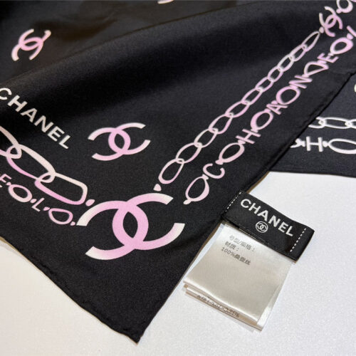 High Quality Luxury Chanel Chain With Special Double C Scarf product detail