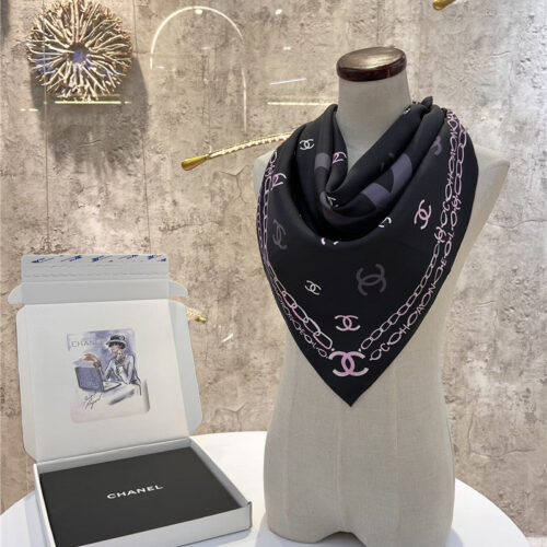 High Quality Luxury Chanel Chain With Special Double C Scarf product detail