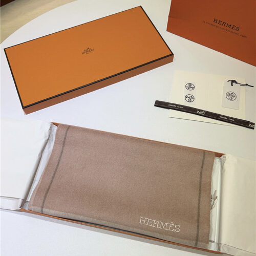 High Quality Luxury Hermes Cashmere Scarf – Style 26191 product detail