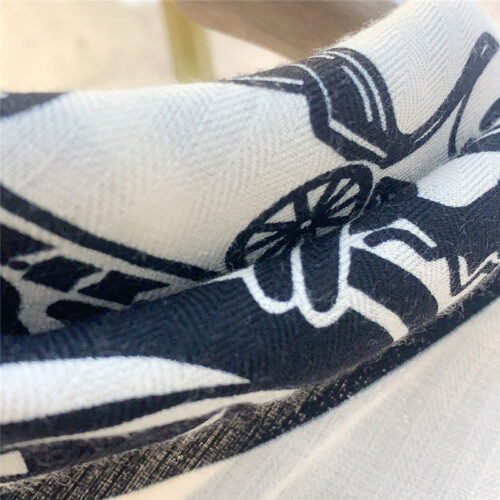 High Quality Luxury Hermes Luxury Carriage Sketch Version 140 Cm Shawl – Style 26212 product detail