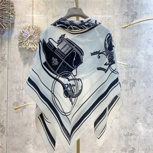 High Quality Luxury Hermes Luxury Carriage Sketch Version 140 Cm Shawl – Style 26212 alternate view