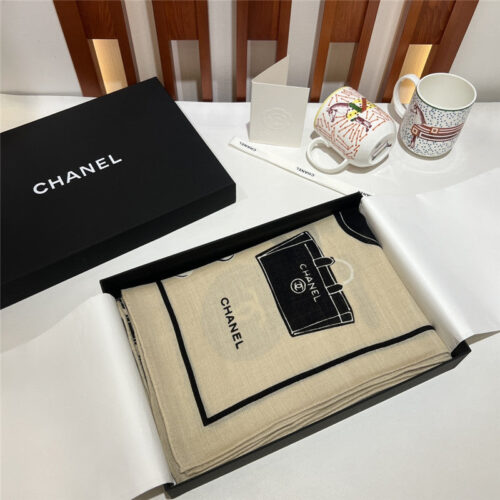 High Quality Luxury Chanel Cashmere Square Scarf – Style 25076 product detail