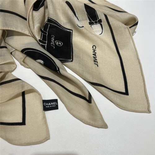 High Quality Luxury Chanel Cashmere Square Scarf – Style 25076 product detail