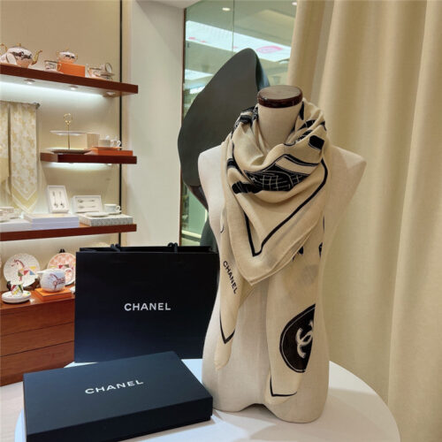 High Quality Luxury Chanel Cashmere Square Scarf – Style 25076 alternate view