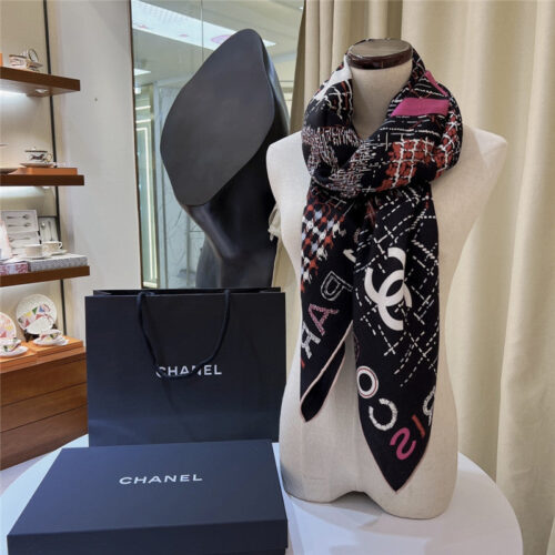 High Quality Luxury Chanel Cashmere Square Scarf alternate view