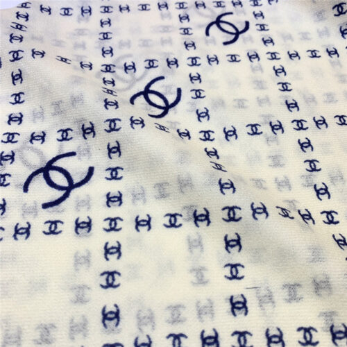 High Quality Luxury Chanel Letter Small Logo Scarf product detail