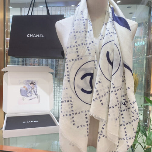 High Quality Luxury Chanel Letter Small Logo Scarf product detail