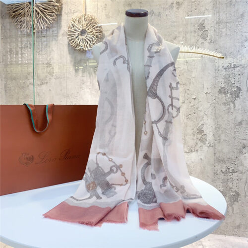High Quality Luxury Loro Piana Cashmere Scarf – Style 26615