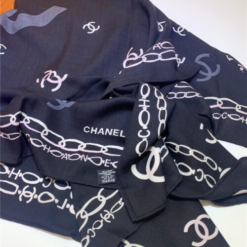 High Quality Luxury Chanel Chain With Characteristic Double C Square Scarf product detail