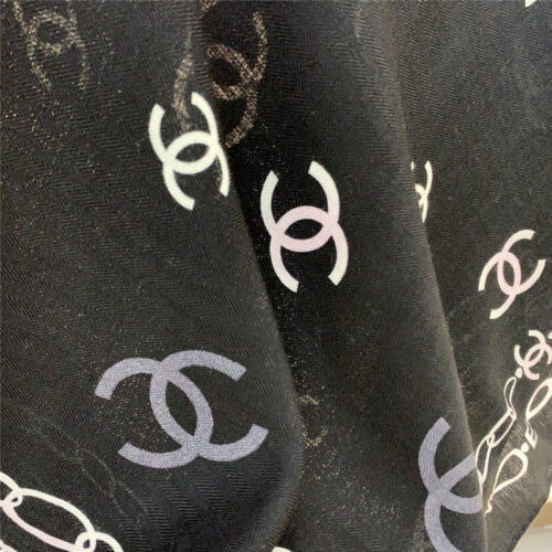 High Quality Luxury Chanel Chain With Characteristic Double C Square Scarf product detail