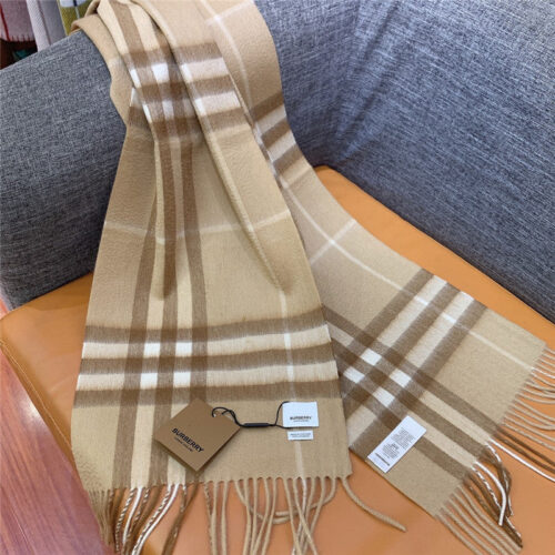 High Quality Luxury Burberry Classic Plaid Cashmere Scarf – Style 24615 product detail