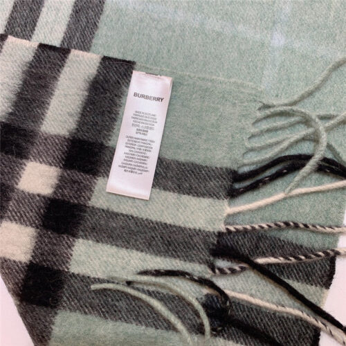 High Quality Luxury Burberry Classic Plaid Cashmere Scarf – Style 24616 product detail