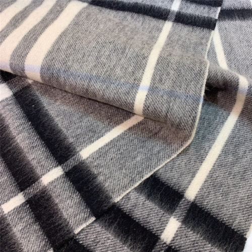 High Quality Luxury Burberry Classic Plaid Cashmere Scarf – Style 24617 product detail