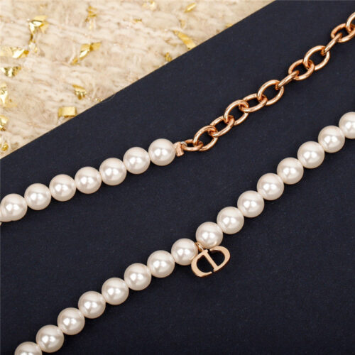 High Quality Luxury Dior Cornflower Pearl Necklace product detail