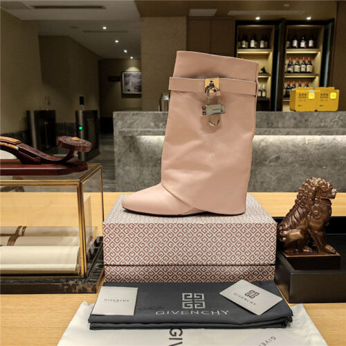 High Quality Luxury Givenchy Cropped Leg Boots product detail
