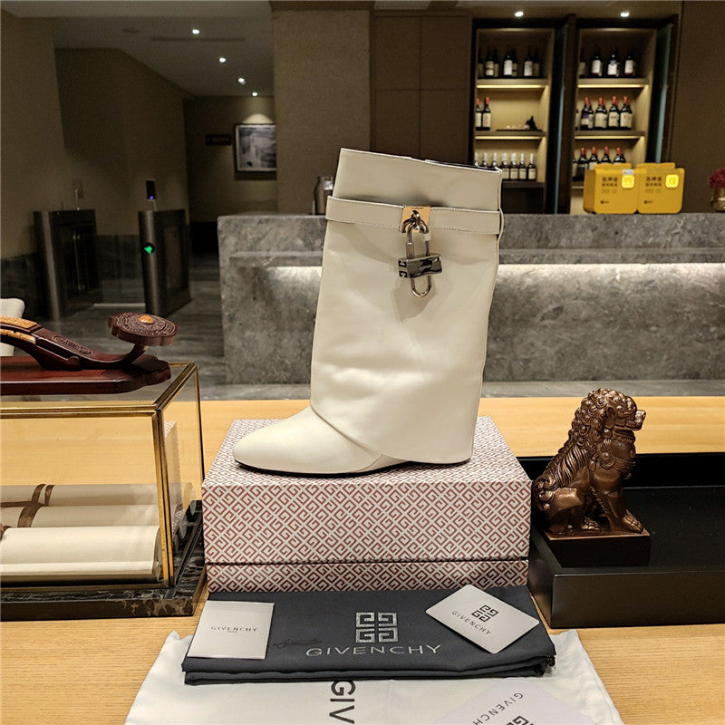 High Quality Luxury Givenchy Cropped Leg Boots – Style 66467 product detail