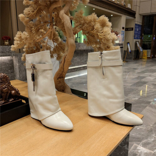 High Quality Luxury Givenchy Cropped Leg Boots – Style 66467 alternate view