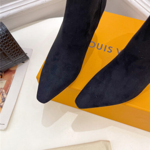 High Quality Luxury Louis Vuitton Small Square Toe Diamond Heel Boots – Style 95843 product detail